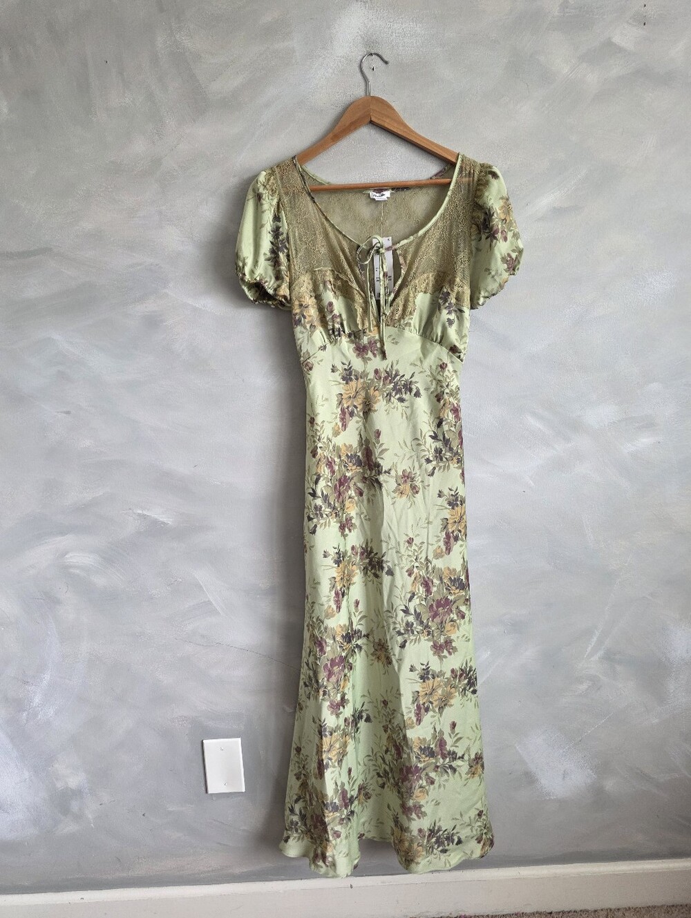 Kimchi Blue Romantic Sheer Lace Trim Satin Slip Maxi Dress NWT Sz S Whimsical